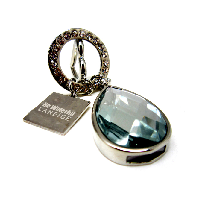 jewelry-usb-memory-stick